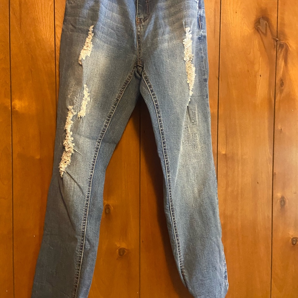 Classic Blue Highway brand Distressed Women Jeans size 9.